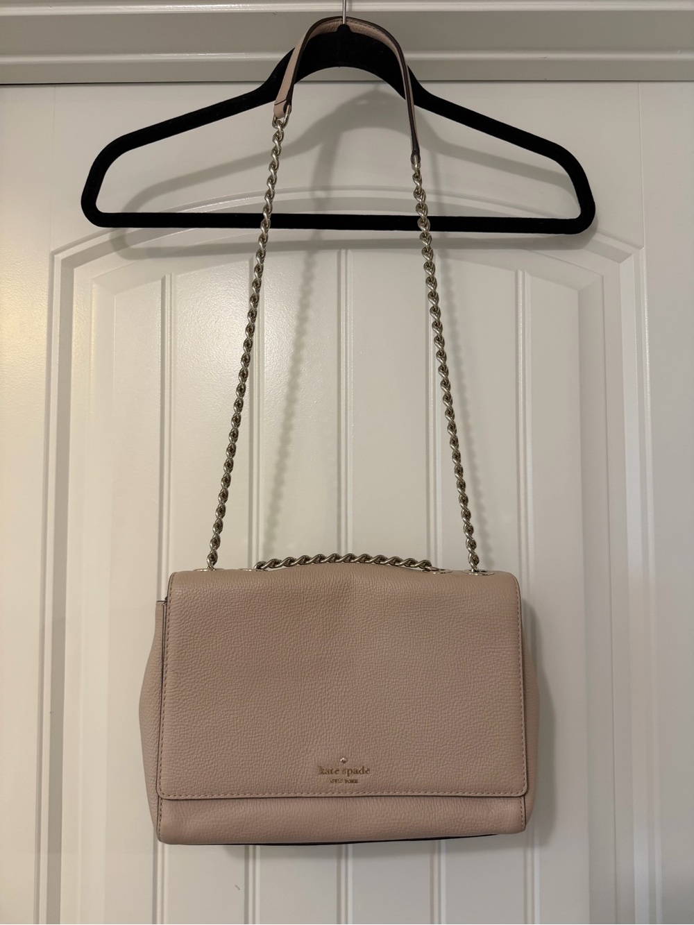 kate spade blush pink pebbled leather shoulder bag with chain strap